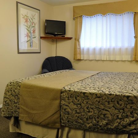 Rosedale Motel Summerland Dış mekan fotoğraf